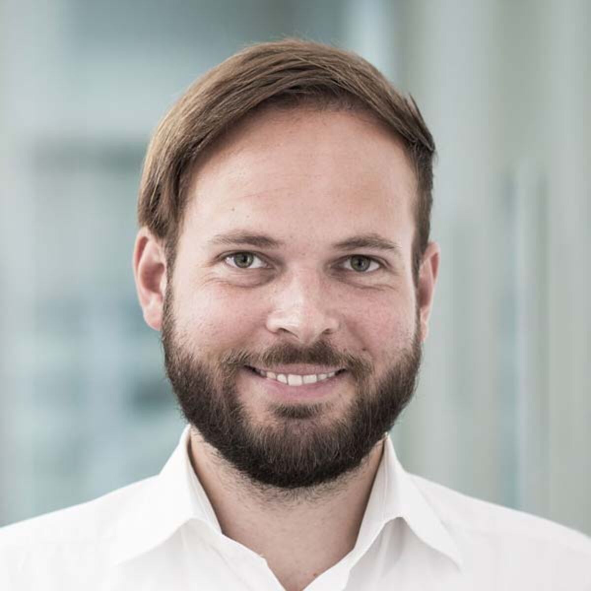 Dr. Konstantin Pischel, MSc