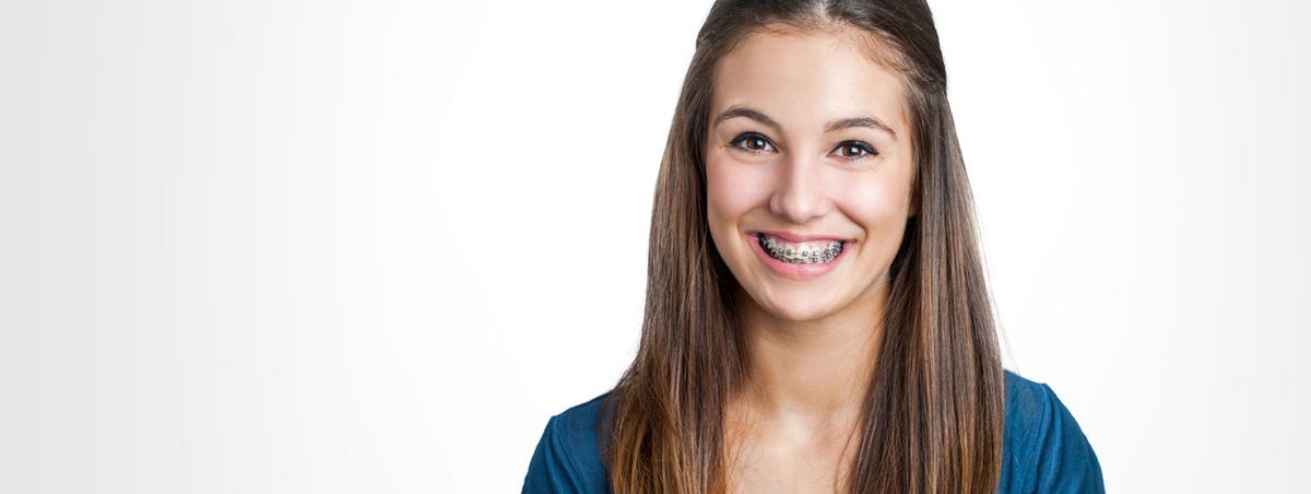 Zahnspangen für Kinder und Teenager | Gratiszahnspange | Zahnarzt Praxis Dr. Pischel in Linz