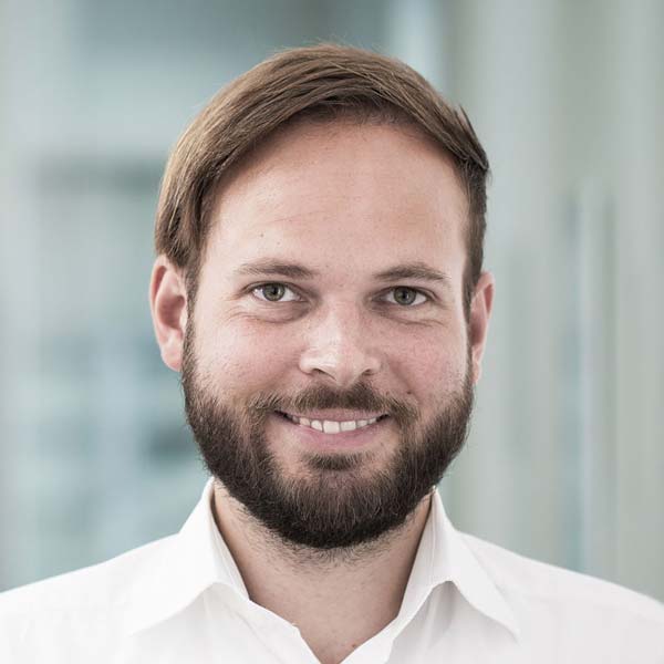 Dr. Konstantin Pischel Dr. Konstantin Pischel